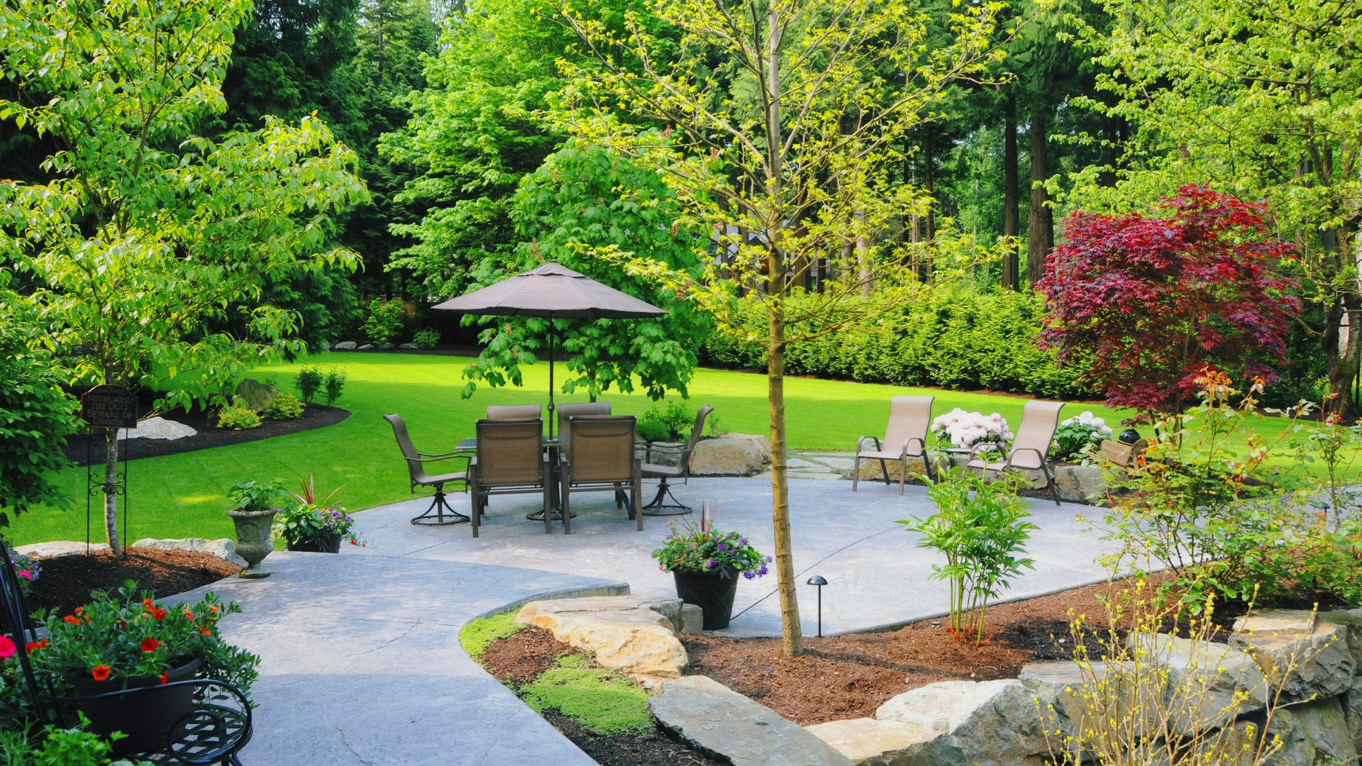 How to Maintain an Asphalt Patio All Year Long